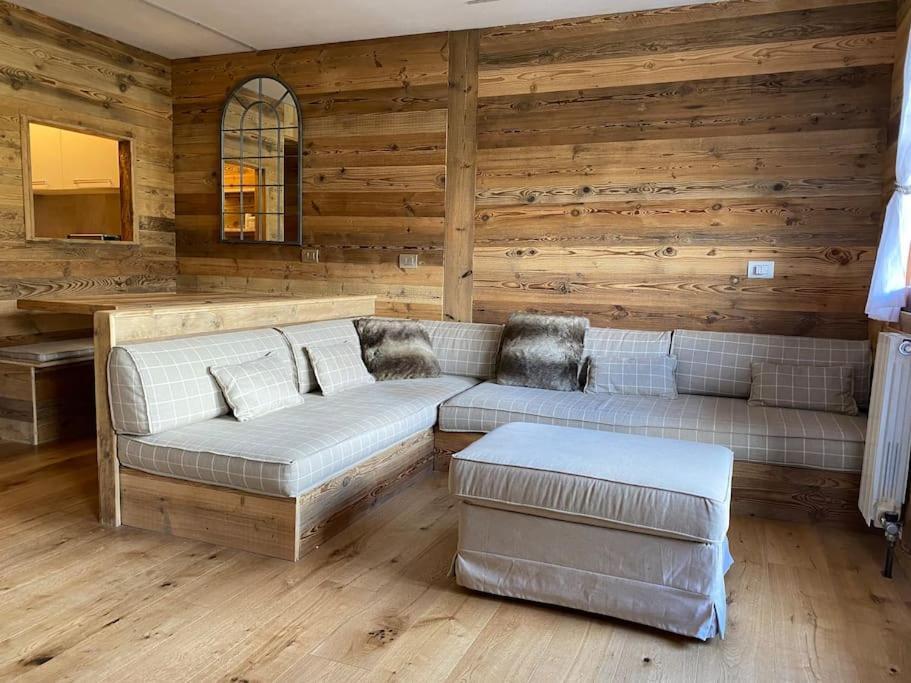 Incantevole Appartamento Stile Chalet Breuil Cervinia Zewnętrze zdjęcie