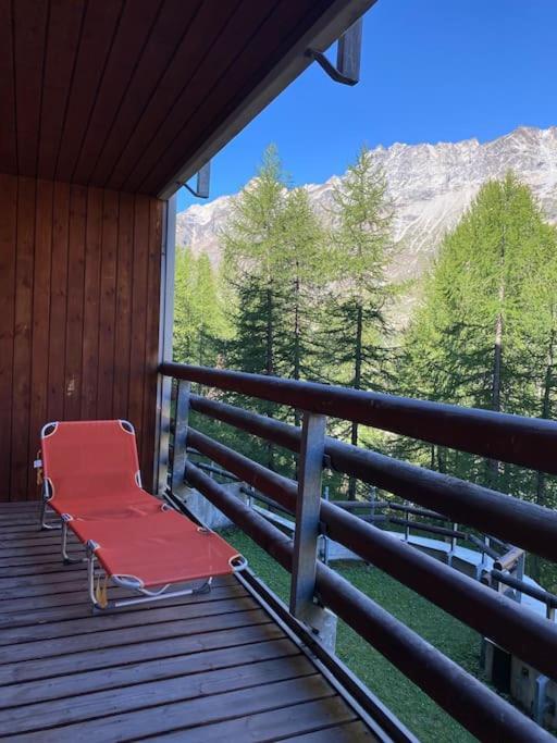 Incantevole Appartamento Stile Chalet Breuil Cervinia Zewnętrze zdjęcie