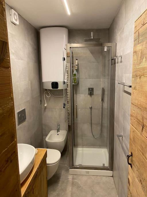 Incantevole Appartamento Stile Chalet Breuil Cervinia Zewnętrze zdjęcie